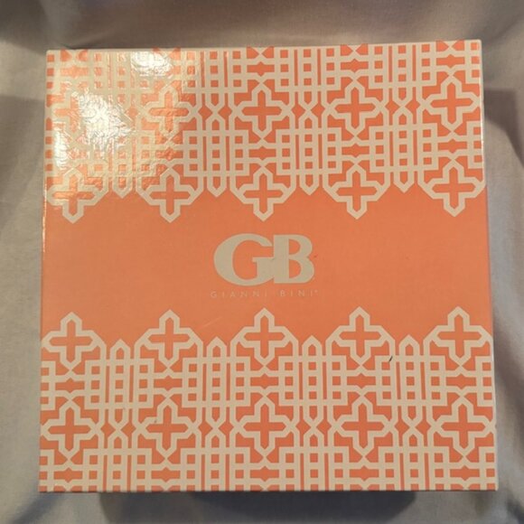 Gianni Bini City Sleek Tan Wedges Size 8.5 - New in Box - Picture 10 of 10